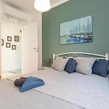 Apartment Libelle 5 Star In Krk! Krk Town