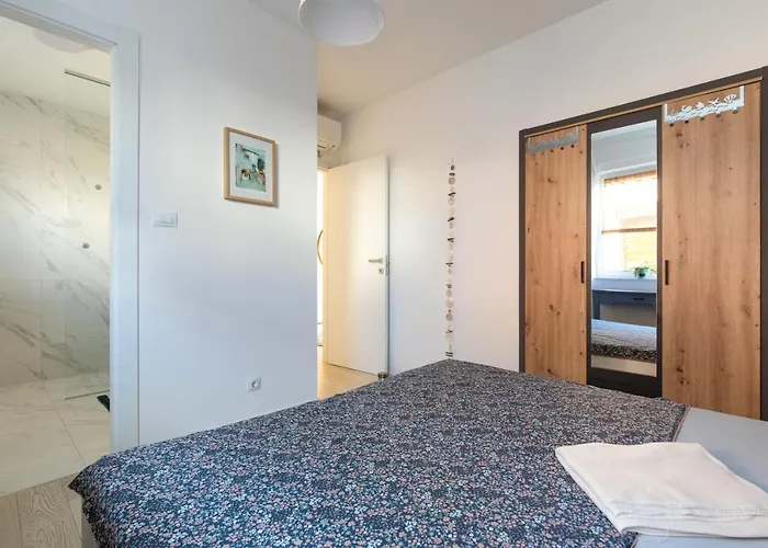 Libelle 5 Star In Krk! Apartamento *